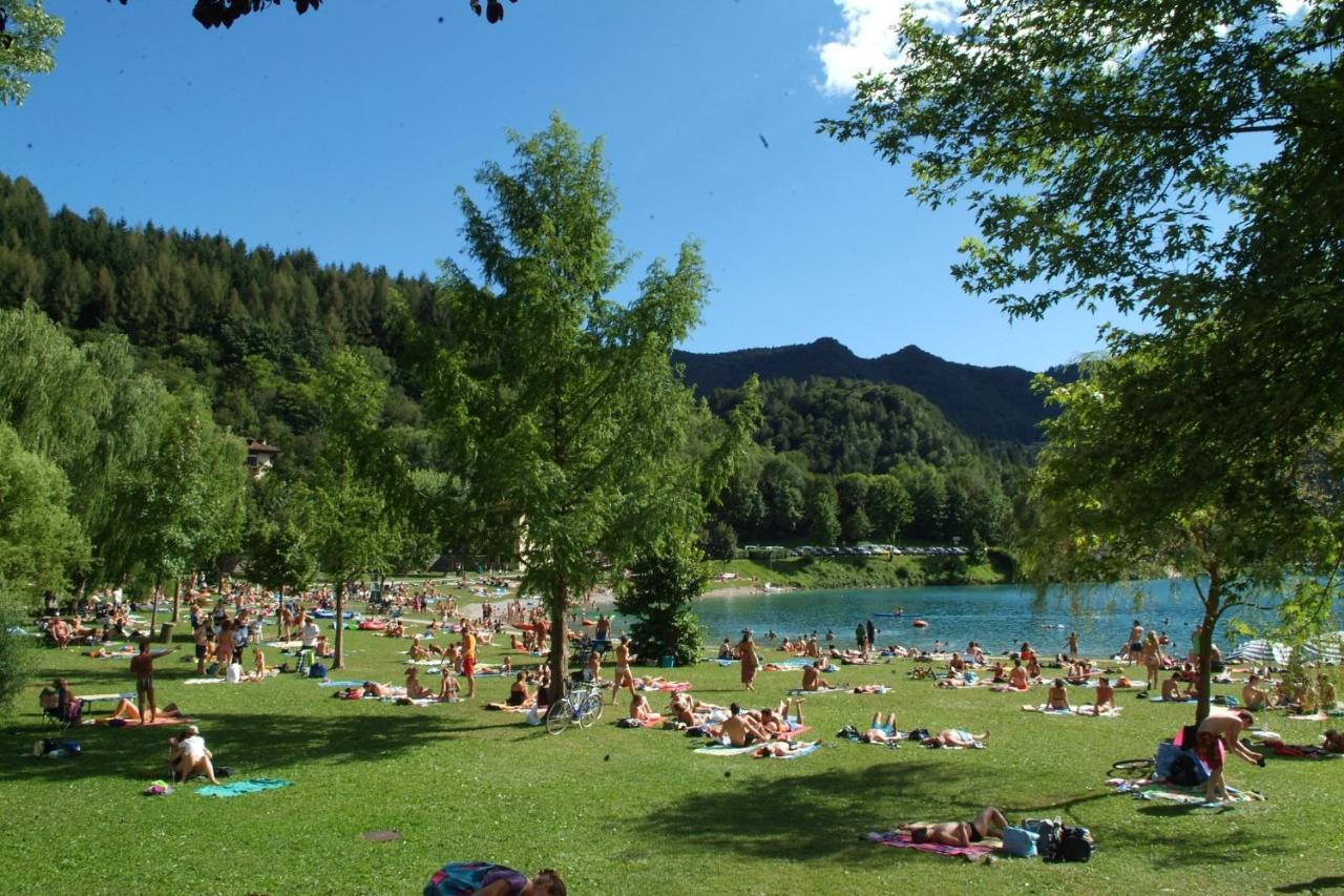 Family Wellness Camping Al Sole Molina di Ledro Kültér fotó